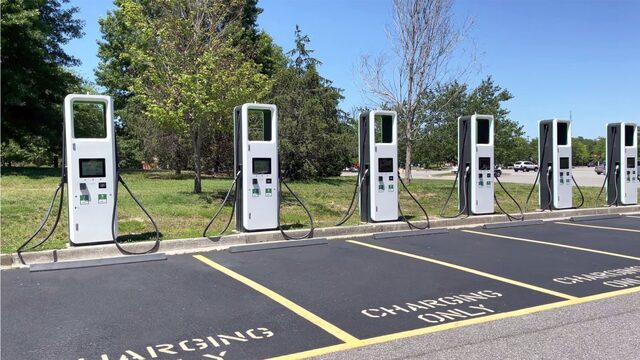 WoLUgzqc-electric-charging-station-with-many-electric-royalty-free-image-16448750..._1920x1080-1200x675.jpg