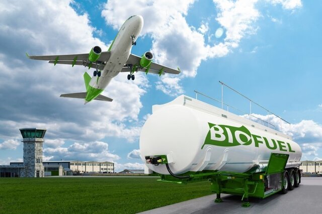 airplane with biofuel trailer_0.jpg