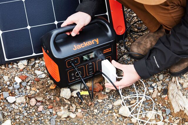 jackery-500-portable-power-station-0024-6421c389b0a52.jpg